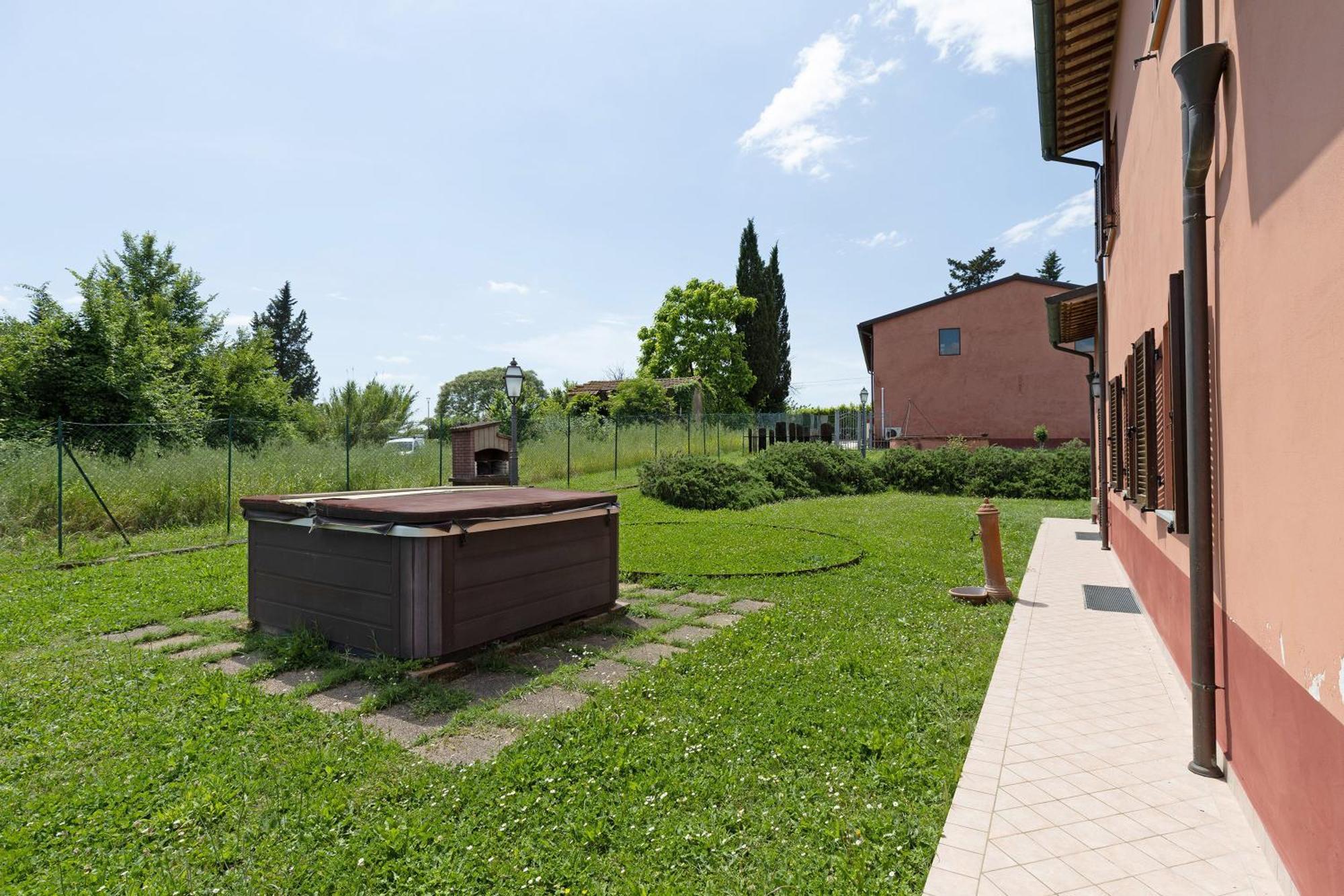 La Bettola Tavern Rooms Restaurant Montopoli in Val dʼArno Zewnętrze zdjęcie